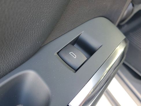 New 2026 Chevrolet Traverse LT w/ Midnight/Sport Edition image 17