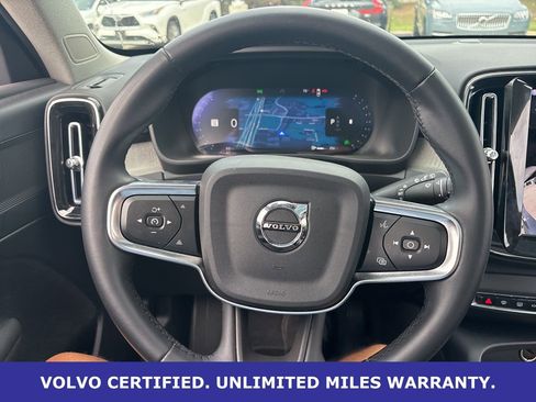Certified 2025 Volvo XC40 B5 Plus AWD/4WD image 24