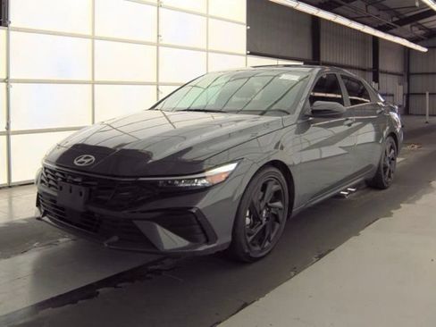 Used 2026 Hyundai Elantra SEL Sport Premium FWD image 1