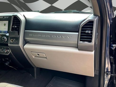 Used 2020 Ford F350 XLT w/ XLT Value Package AWD/4WD image 16