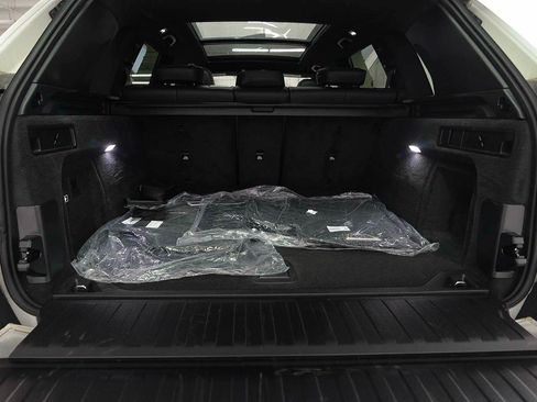 Used 2026 BMW X5 sDrive40i w/ Premium Package RWD image 12