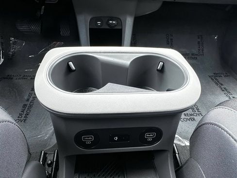 Used 2024 Hyundai Ioniq 5 SEL RWD image 28