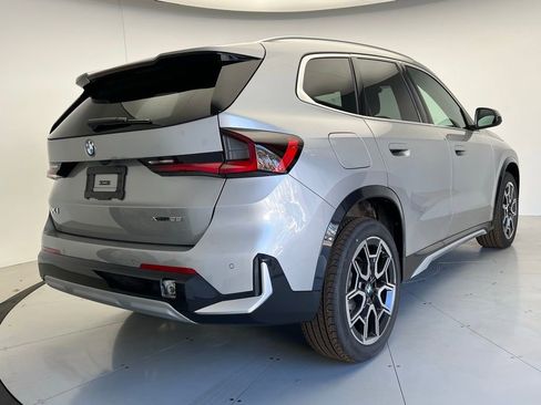 Used 2026 BMW X1 xDrive28i w/ Convenience Package AWD/4WD image 3