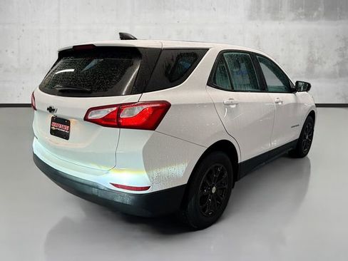 Used 2019 Chevrolet Equinox LS image 5