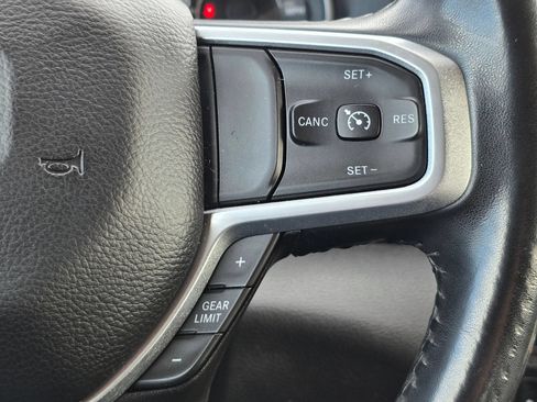 Used 2020 RAM 1500 Big Horn AWD/4WD image 25