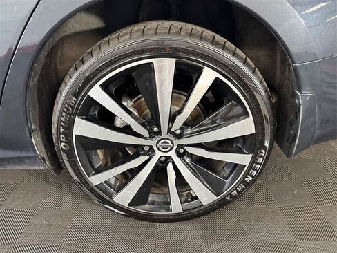 Used 2020 Nissan Altima 2.5 Platinum AWD/4WD image 33