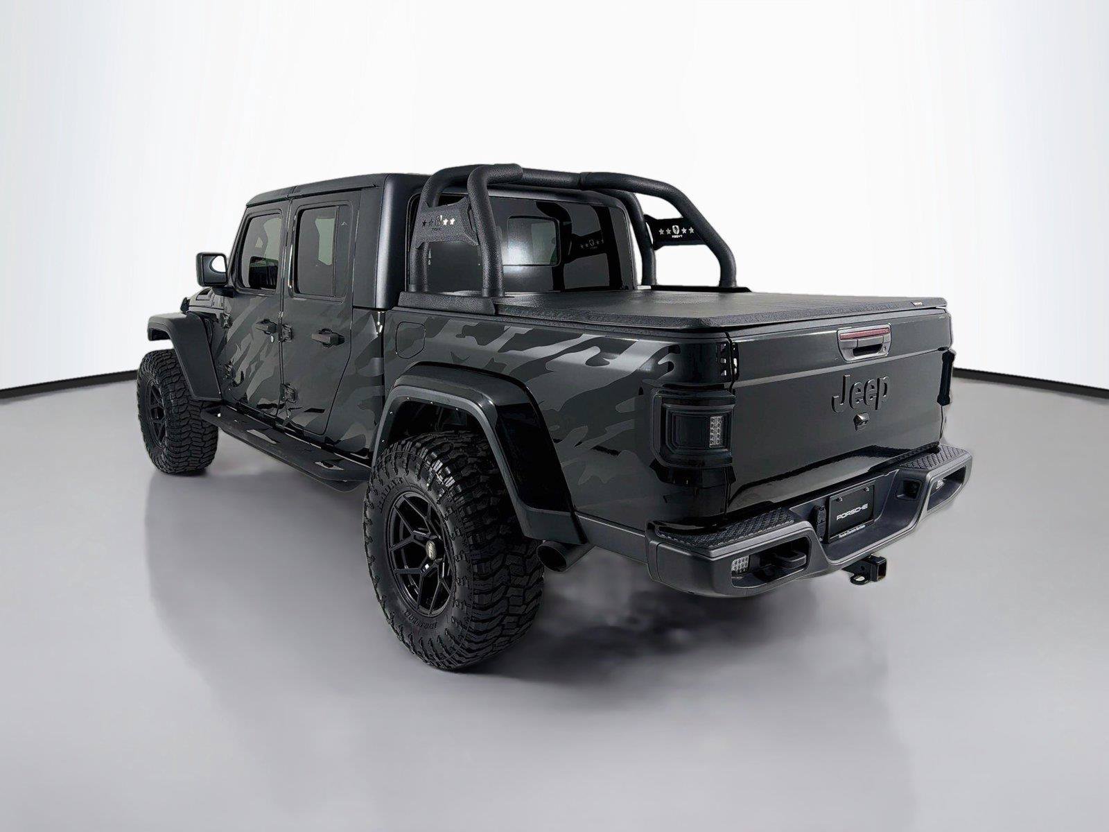 Used 2022 Jeep Gladiator Sport AWD/4WD image 3