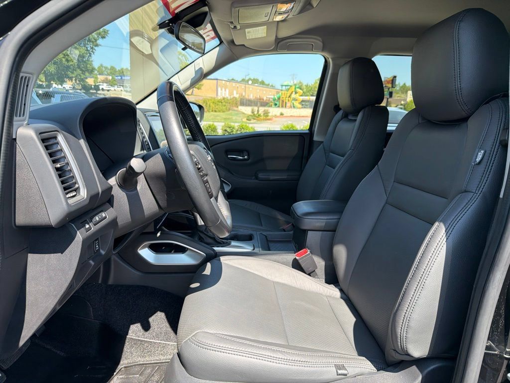 Used 2022 Nissan Frontier SV AWD/4WD image 26