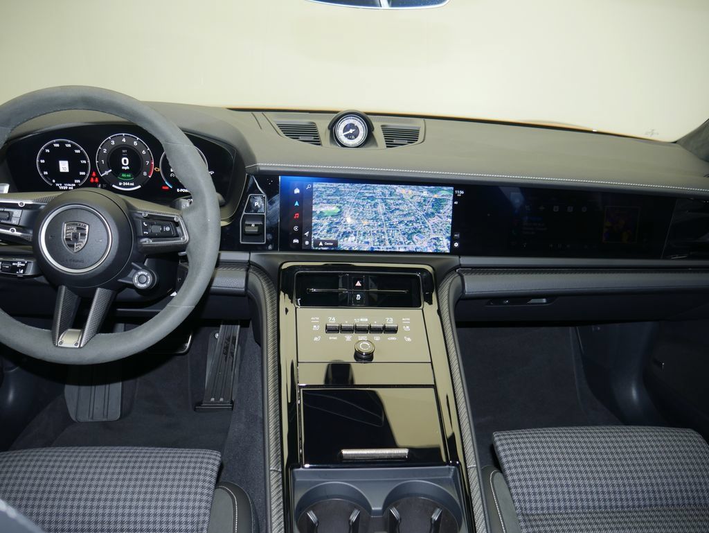 Certified 2025 Porsche Panamera Turbo AWD/4WD image 29