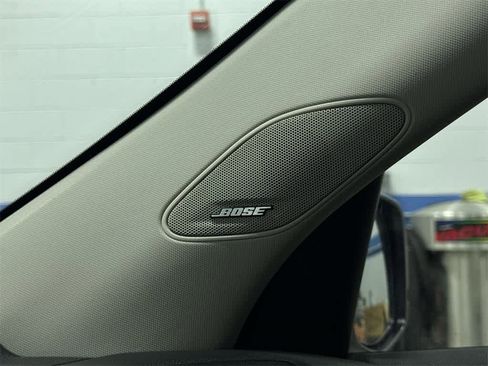 Used 2024 Honda Pilot Elite image 40