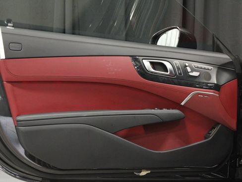 Used 2019 Mercedes-Benz SL 550 image 13