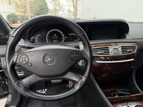 Used 2011 Mercedes-Benz CL 63 AMG image 16