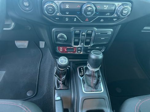 Used 2016 Chevrolet Colorado W/T image 15