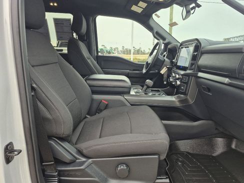 Certified 2024 Ford F150 XLT w/ XLT Black Appearance Package image 27