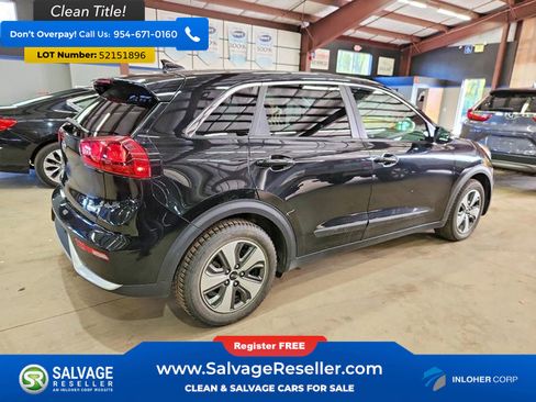 Used 2018 Kia Niro FE FWD image 4
