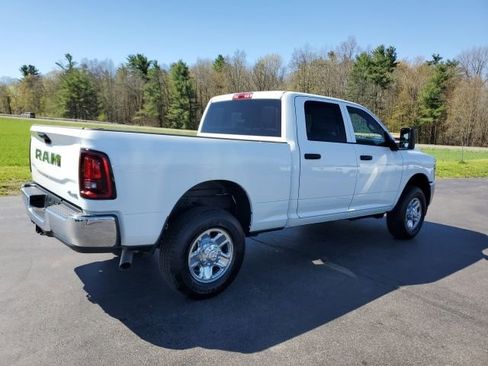 Used 2026 RAM 2500 Tradesman w/ Chrome Appearance Group AWD/4WD image 5