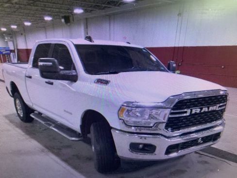 Used 2024 RAM 2500 Big Horn image 7