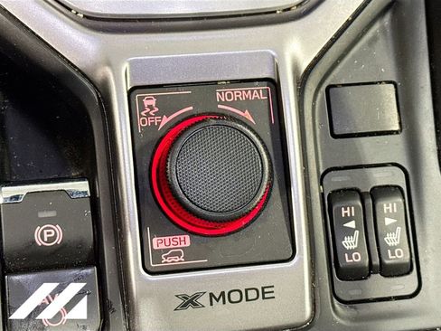 Used 2023 Subaru Forester Premium image 21