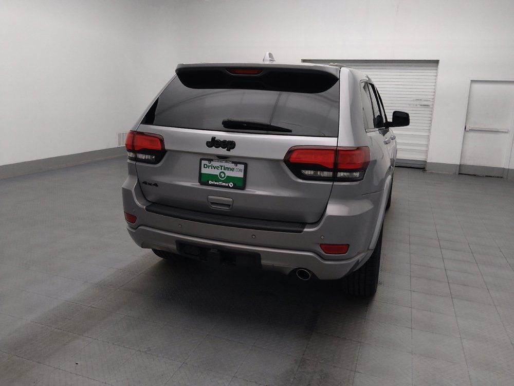 Used 2020 Jeep Grand Cherokee Altitude AWD/4WD image 7