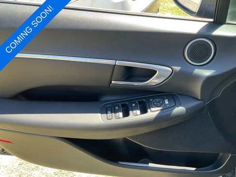Used 2023 Hyundai Sonata SEL w/ Convenience Package FWD image 6