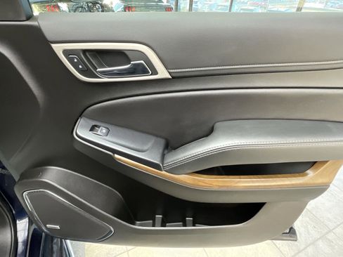 Used 2019 GMC Yukon Denali w/ Open Road Package image 8