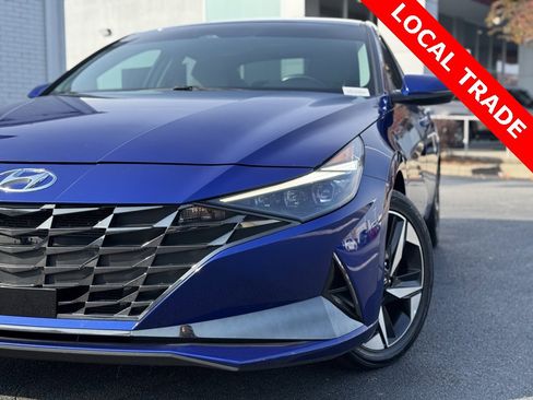 Used 2023 Hyundai Elantra Limited image 4
