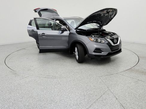 Used 2020 Nissan Rogue Sport SV image 10