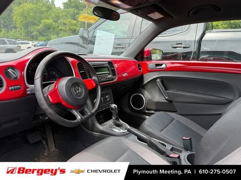 Used 2012 Volkswagen Beetle 2.5 FWD image 8