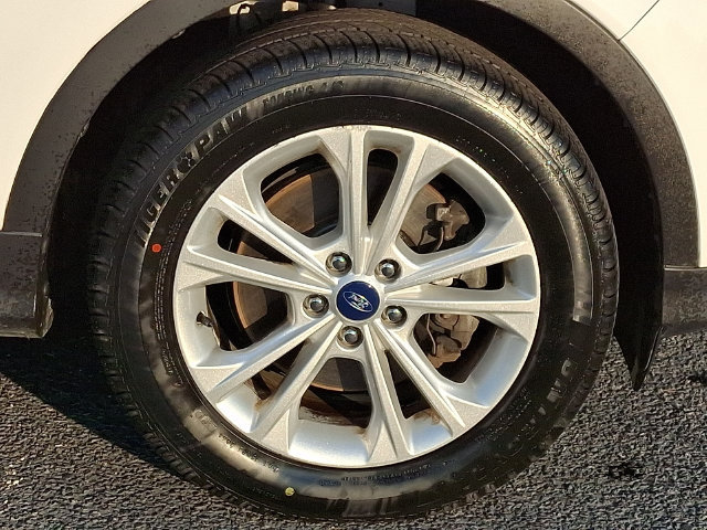 Used 2018 Ford Escape SE AWD/4WD image 11