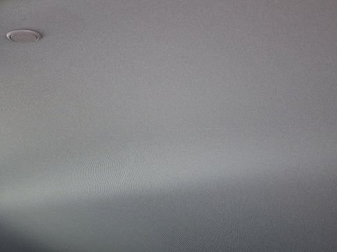 Certified 2022 Ford Explorer XLT w/ Equipment Group 202A image 21