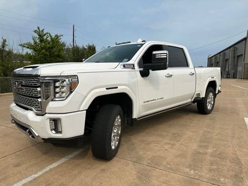 Used 2023 GMC Sierra 2500 Denali w/ Denali Ultimate Package AWD/4WD image 3