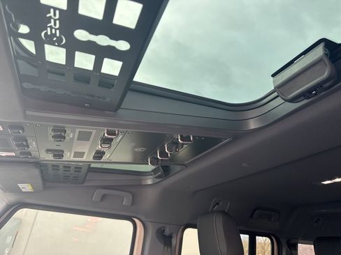 Used 2025 INEOS Grenadier Limited image 11