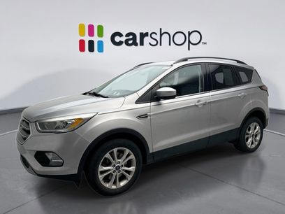 Used 2017 Ford Escape SE w/ Equipment Group 201A
