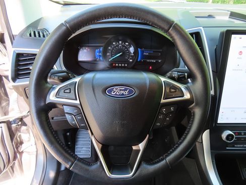 Used 2023 Ford Edge SEL w/ Convenience Package AWD/4WD image 15