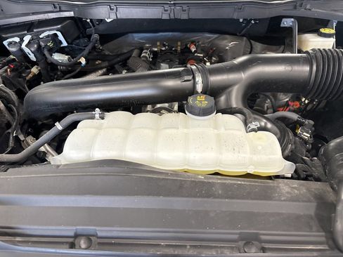 Used 2024 Ford F150 XLT w/ FX4 Off-Road Package image 30