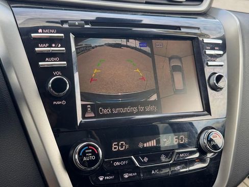 Used 2023 Nissan Murano SL image 24