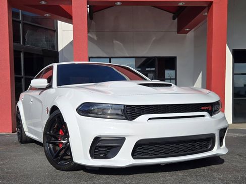 Used 2020 Dodge Charger SRT Hellcat w/ Harman/Kardon Audio Group image 11