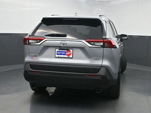 Used 2022 Toyota RAV4 XLE w/ Convenience Package image 40