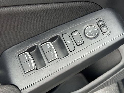Used 2025 Honda Civic Sport image 15