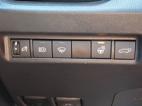 Used 2021 Toyota RAV4 XLE w/ Convenience Package AWD/4WD image 26