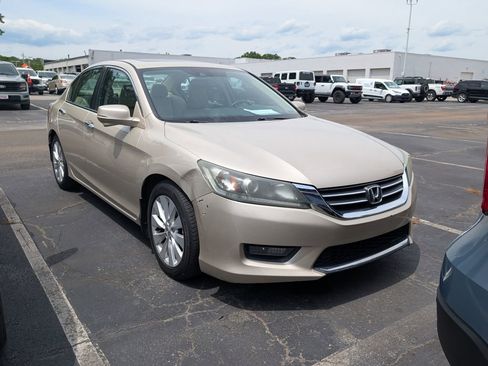 Used 2015 Honda Accord EX-L image 5