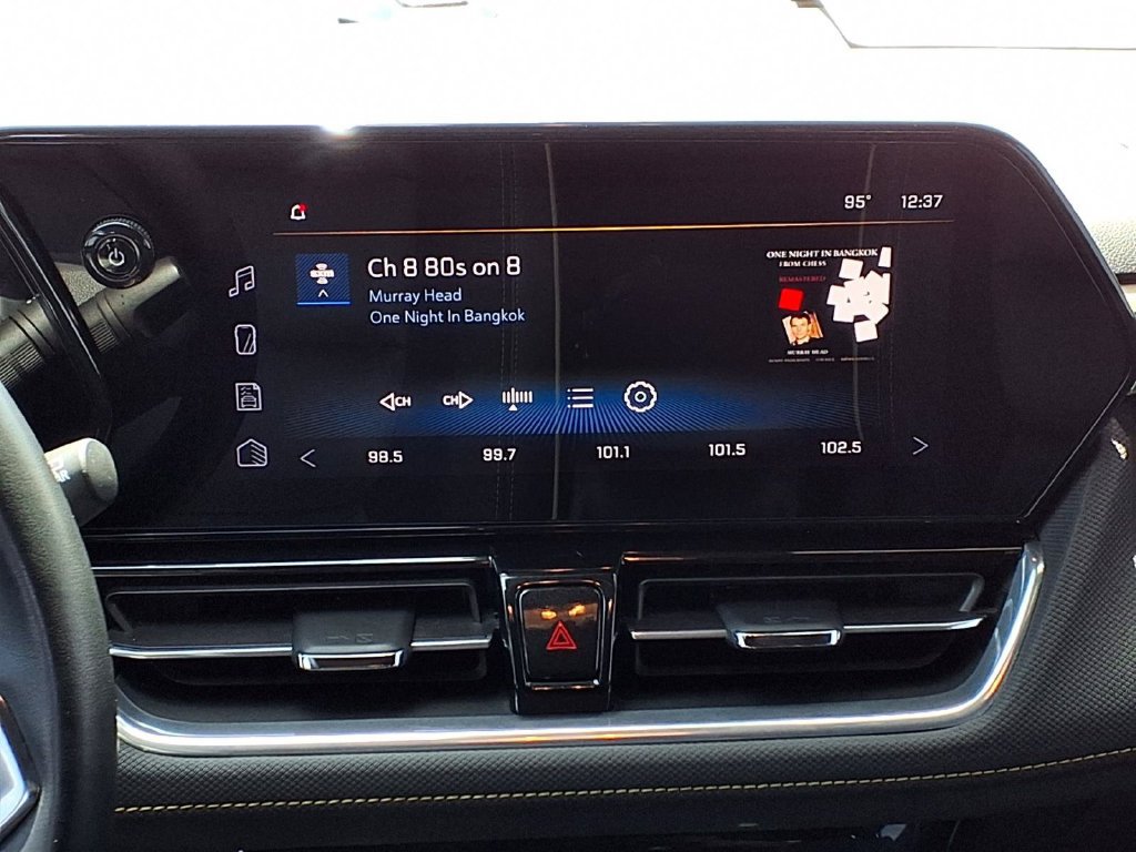 Used 2024 Chevrolet TrailBlazer ACTIV w/ Driver Confidence Package FWD image 14