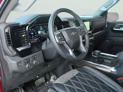 Used 2024 Chevrolet Silverado 1500 RST w/ All Star Edition Plus AWD/4WD image 8