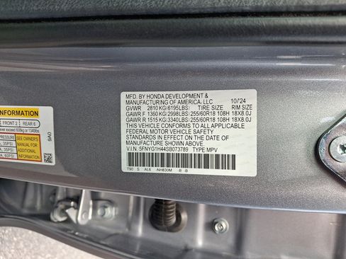 Certified 2025 Honda Pilot EX-L image 29