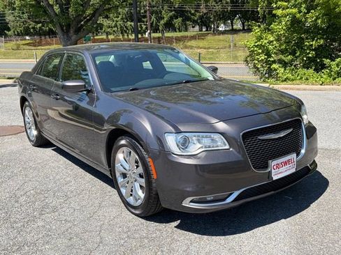 Used 2016 Chrysler 300 Limited w/ Driver Convenience Group AWD/4WD image 2