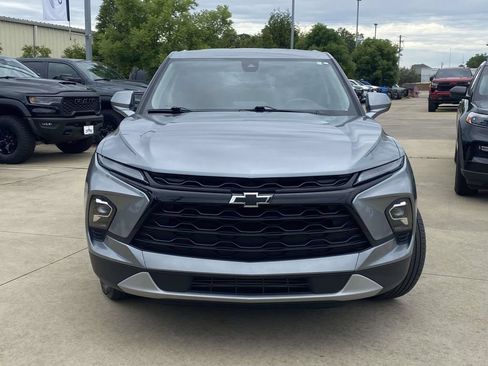 Used 2024 Chevrolet Blazer LT w/ Driver Confidence Package FWD image 2