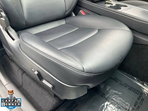 Used 2021 Tesla Model Y Long Range AWD/4WD image 65