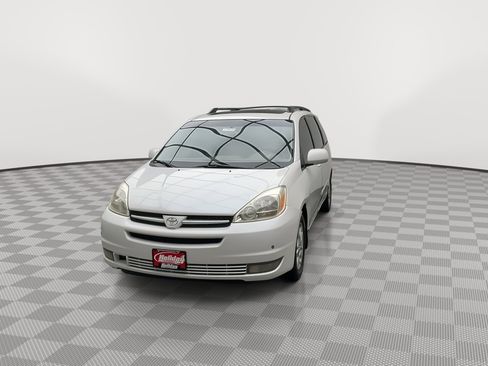 Used 2005 Toyota Sienna image 30