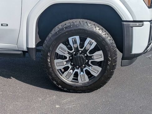 Used 2026 GMC Sierra 2500 Denali w/ Denali Reserve Package AWD/4WD image 12