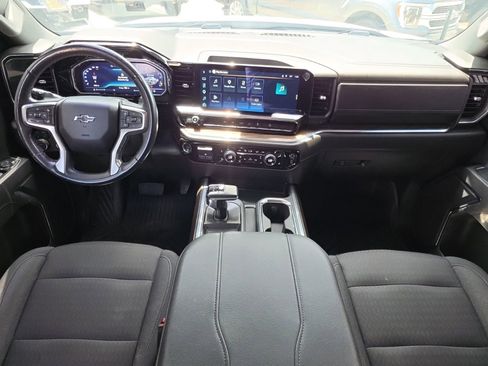 Used 2023 Chevrolet Silverado 1500 RST AWD/4WD image 18
